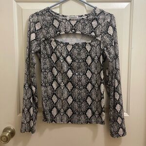 Snake print top